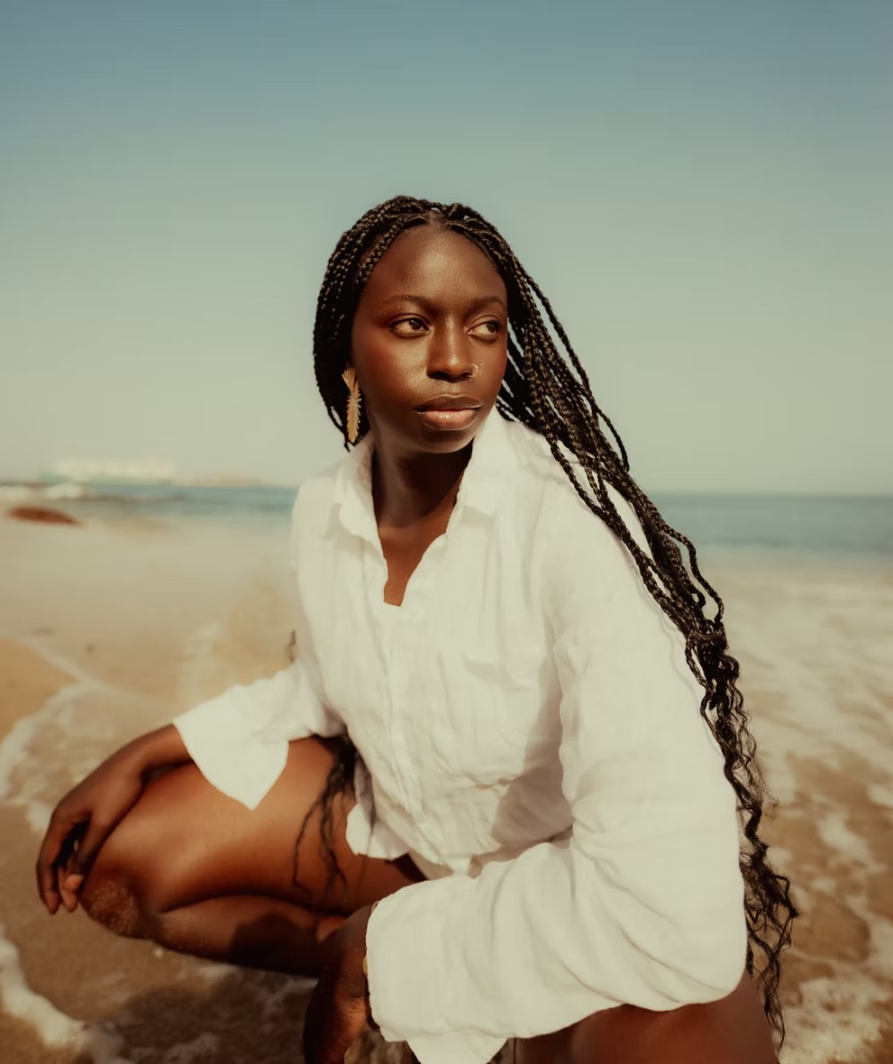 Hawa Who life beyond the frame